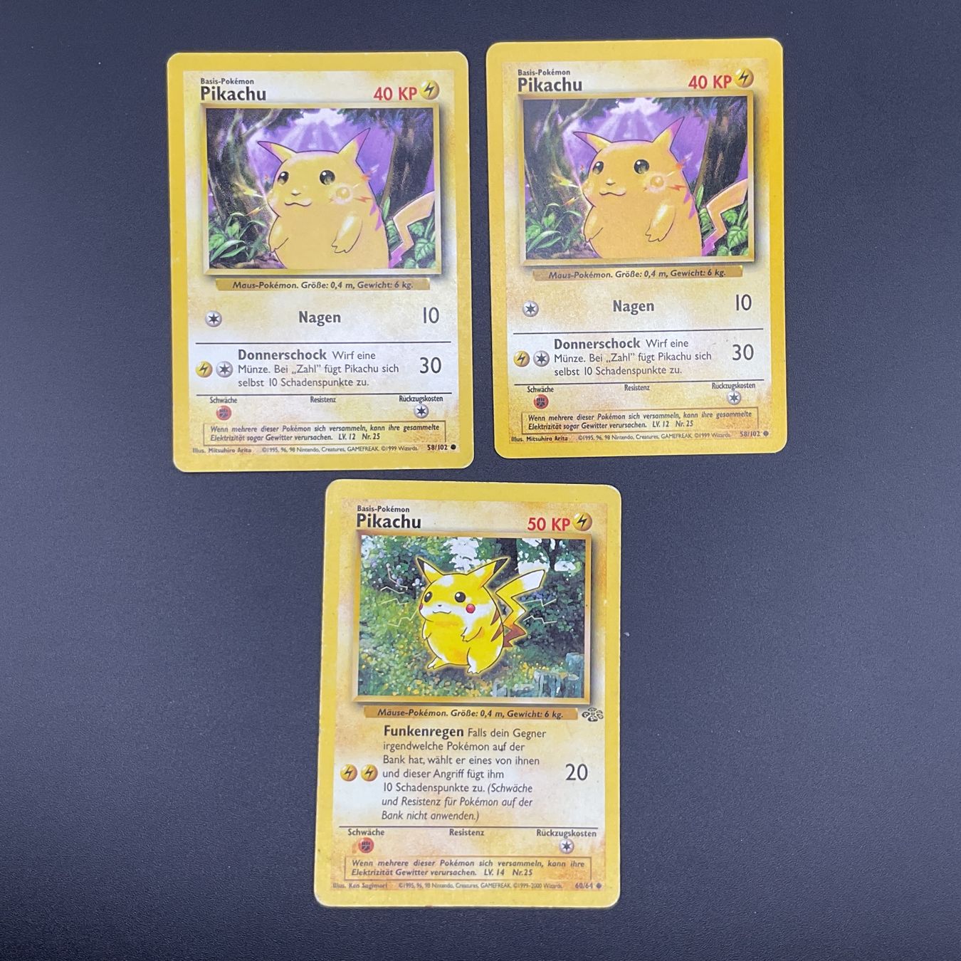 Pokémon Carte collezionabili: Pokémon 3x Pikachu Bundle Base Set / Jungle DE Ab 1 -. – Usato da Niederuzwil venduto da NadineS75