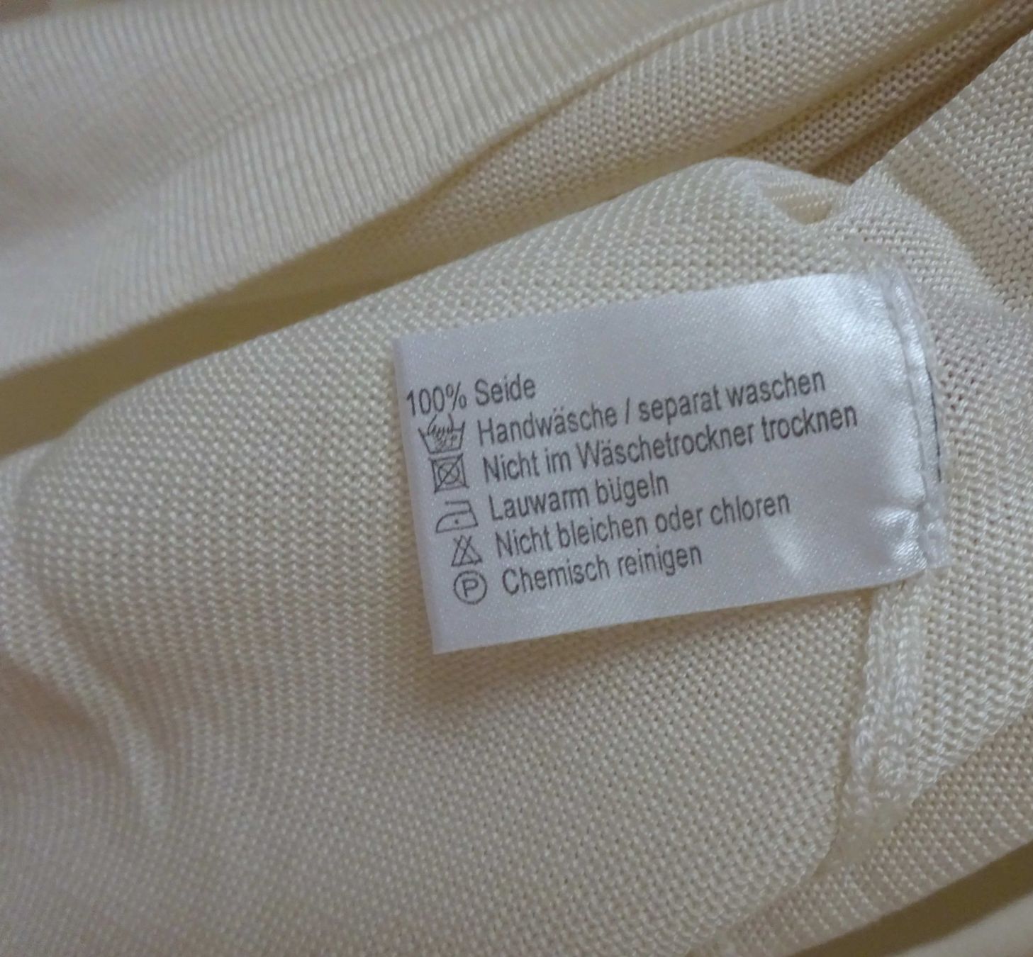 Maglioni & Felpe: Mohn - Pullover - 100% Seide - weiss - Grösse M – Usato da Zofingen venduto da Justizia_01 4