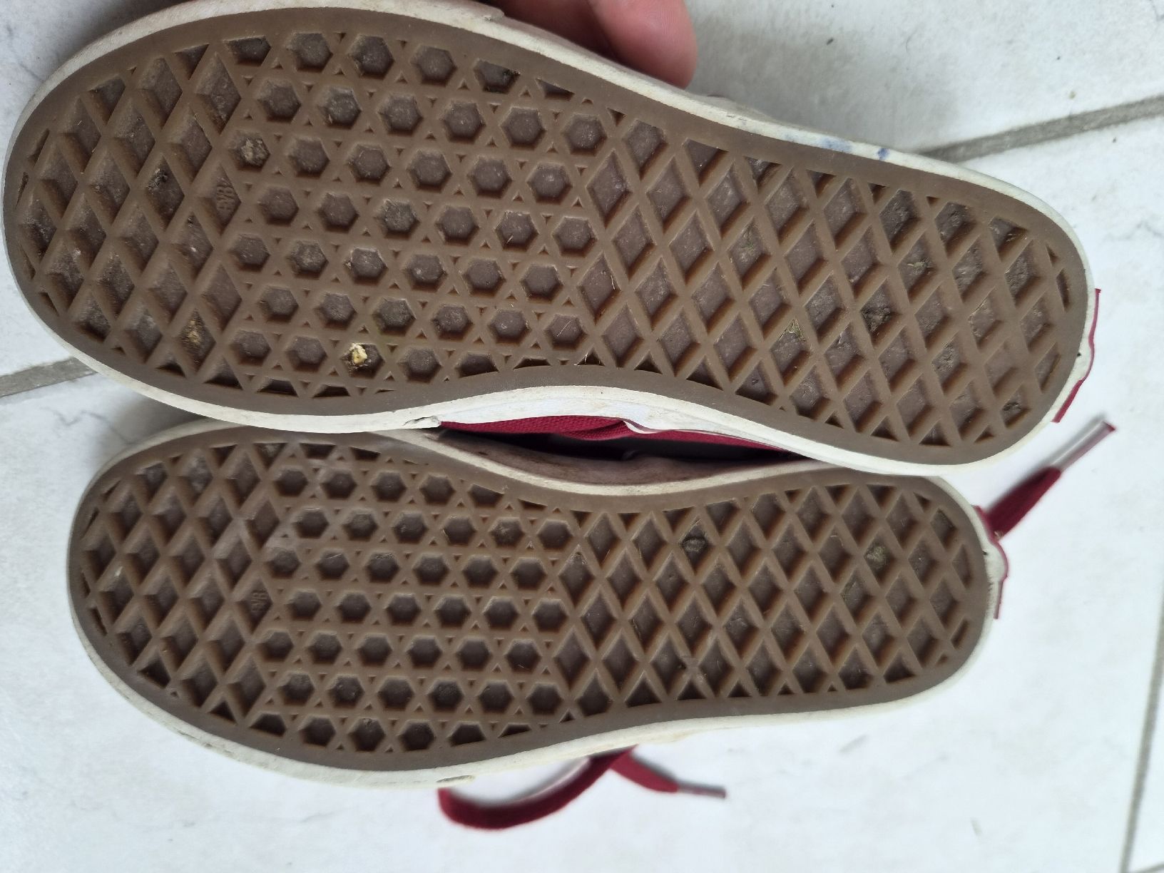 Herrenschuhe: Vans rot/Gr. 33 – Gebraucht aus Münsingen von lishalina 1