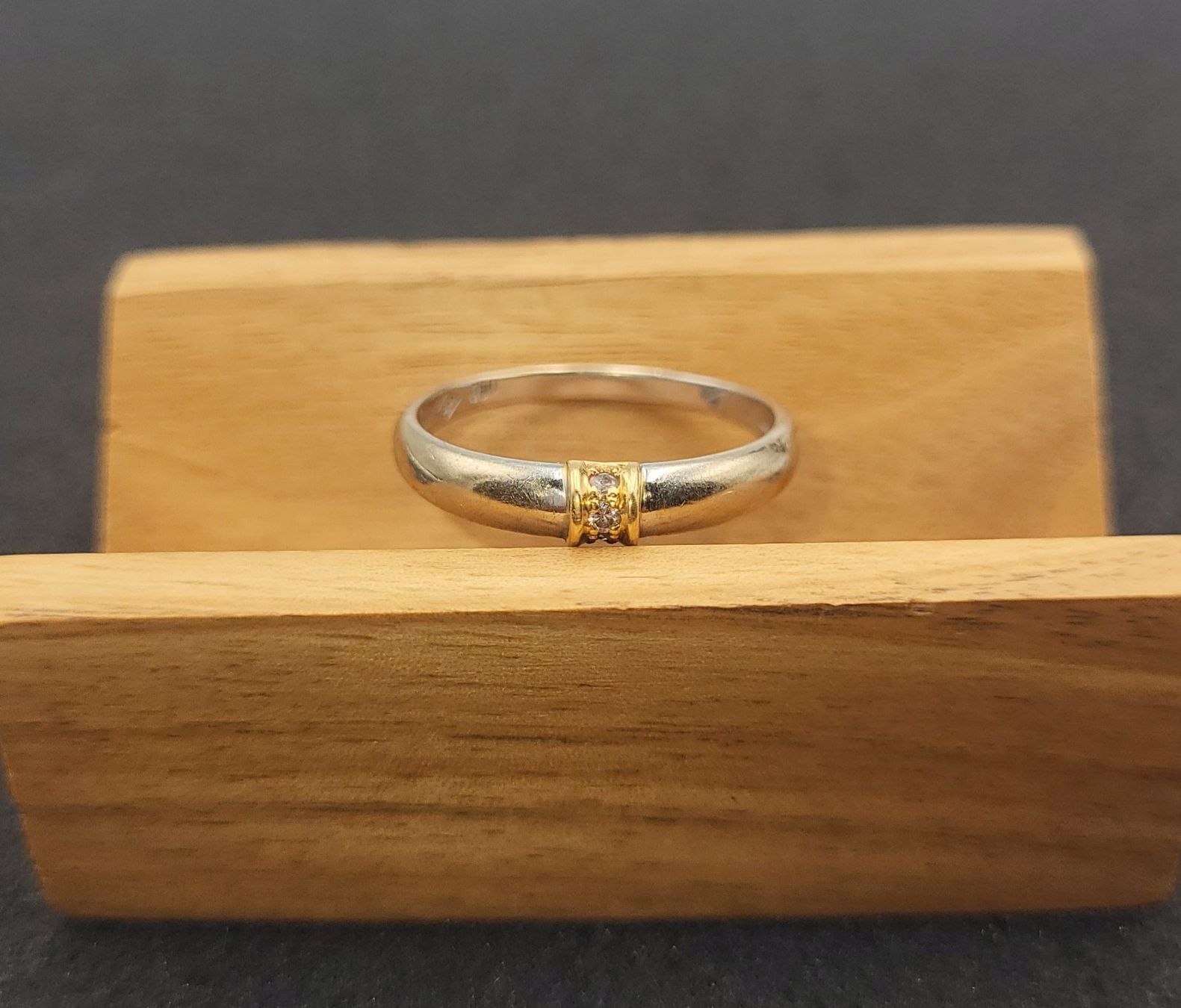 Ringe: 18 Karat 750 Bicolor Gold Ring Mit Diamanten – Gebraucht aus Wald ZH von Dasilver