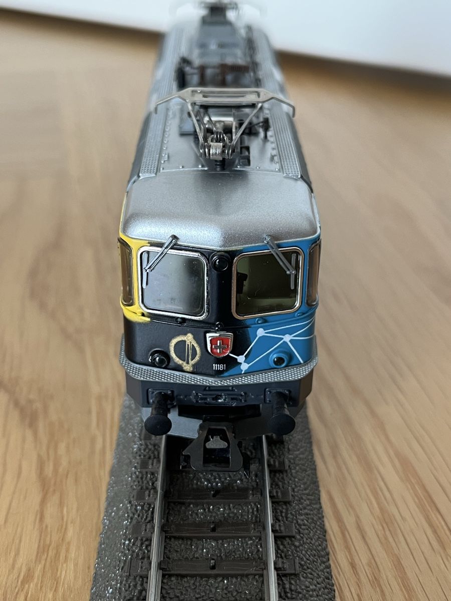 Hag Modellini di ferrovie: SBB Re 4/4 Bourret Hag AC Digital – Usato da Basel venduto da Re620_11627 4