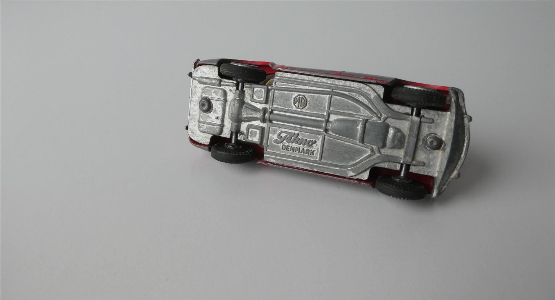 Tekno Modellini d'auto: Modelauto MG Tekno Denmark rot – Usato da Frauenfeld venduto da Astra13 4