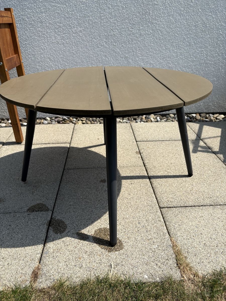Tische: Gartentisch  – Gebraucht aus Uznach von j.g.gashi 1