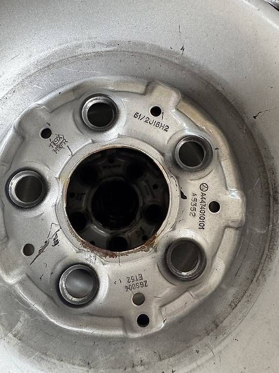 Pneumatici & Ruote complete: Mercedes Vito W447 – Usato da St. Gallen venduto da mel_gg2g