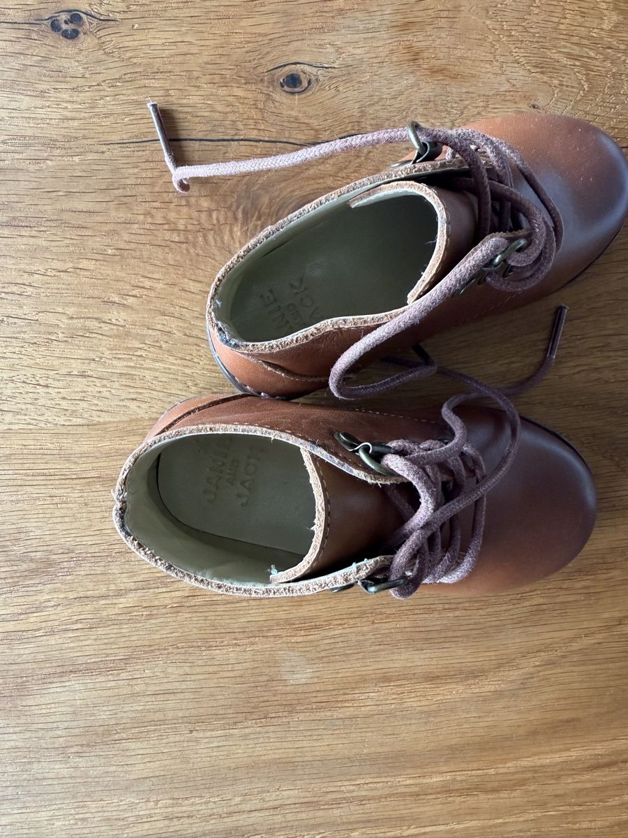 Scarpe da uomo: Boots size 23 – Nuovo (secondo la descrizione) da Meilen venduto da ana_nln9 3