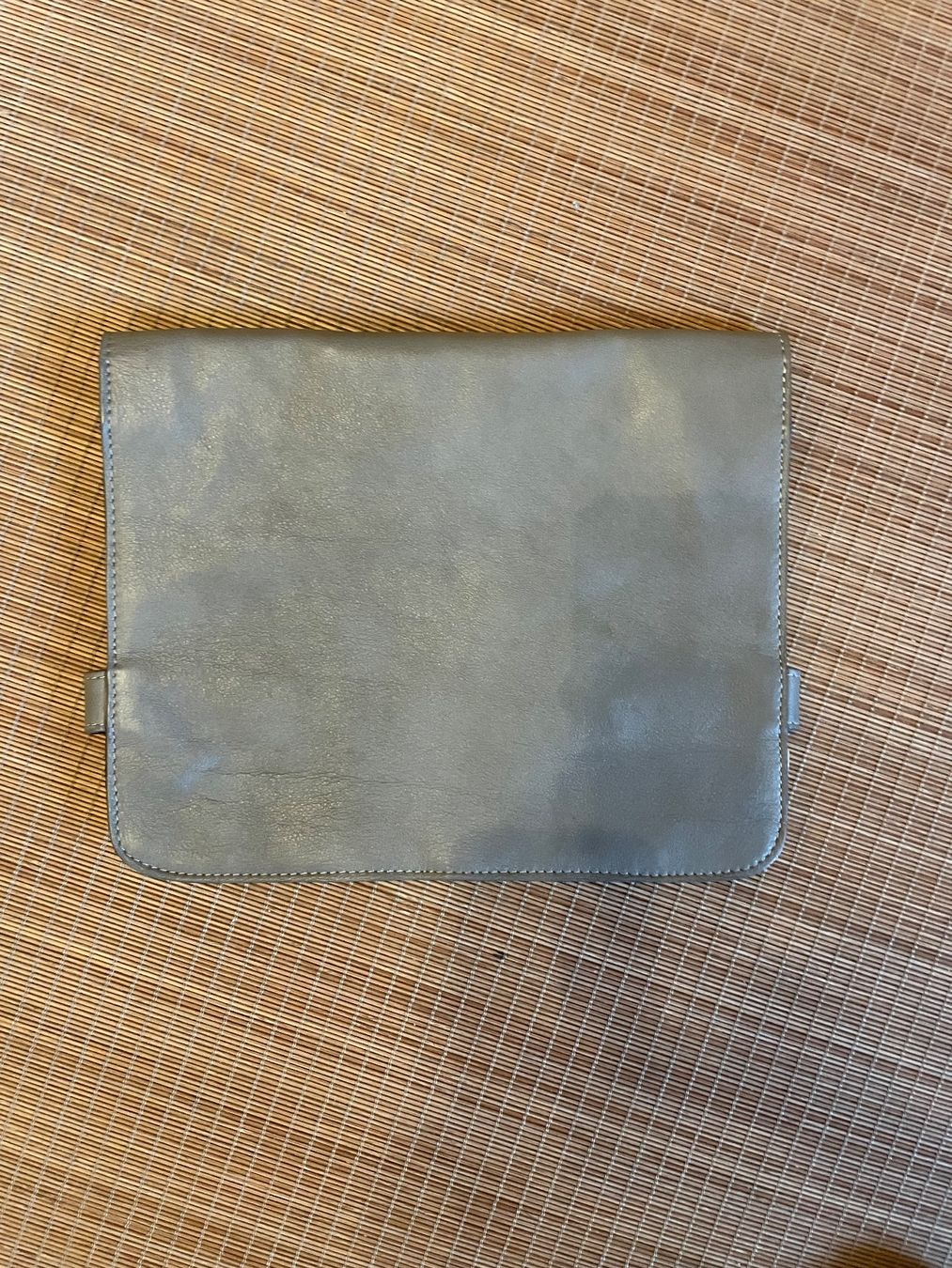 Borse: Graue Leder Clutch von wvbelt / Ipad Grösse – Usato da Zürich venduto da Chr_81 2