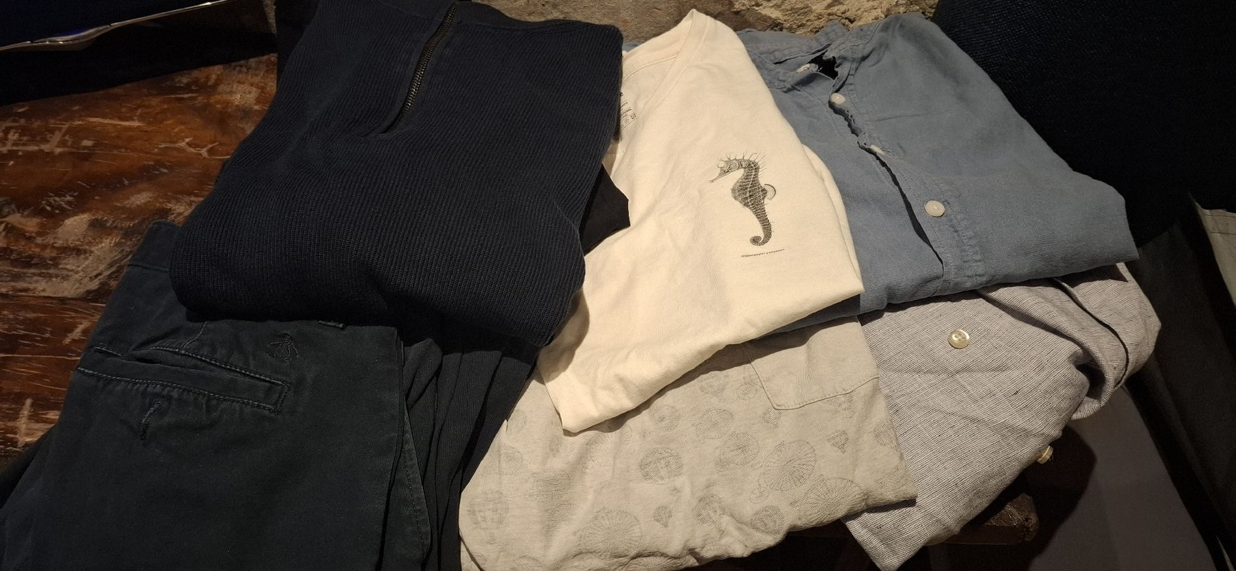Lots de vêtements: kleiderpaket Grösse M/L – D'occasion à Rheinfelden par tab_lys6