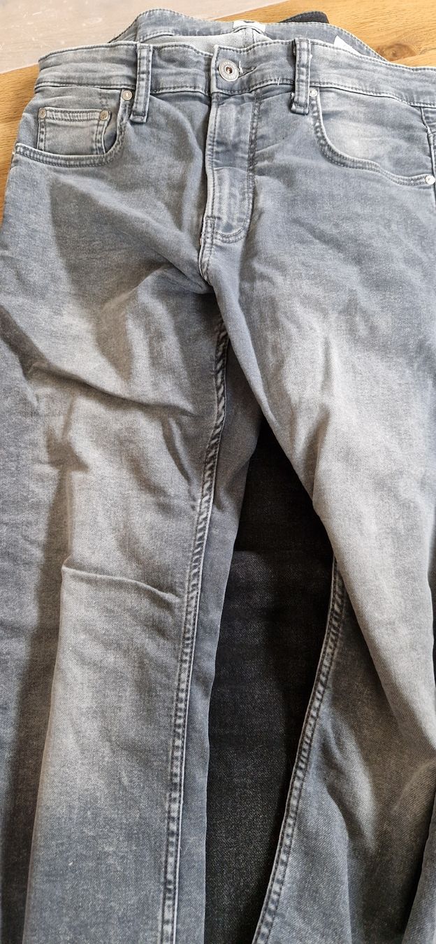 C&A Jeans: 2xHerrenjeanshose – Usato da Grosswangen venduto da iranki80 3
