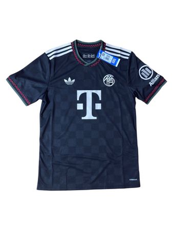 FC Bayern München 3. Trikot 2025/2026 Neu Grösse M