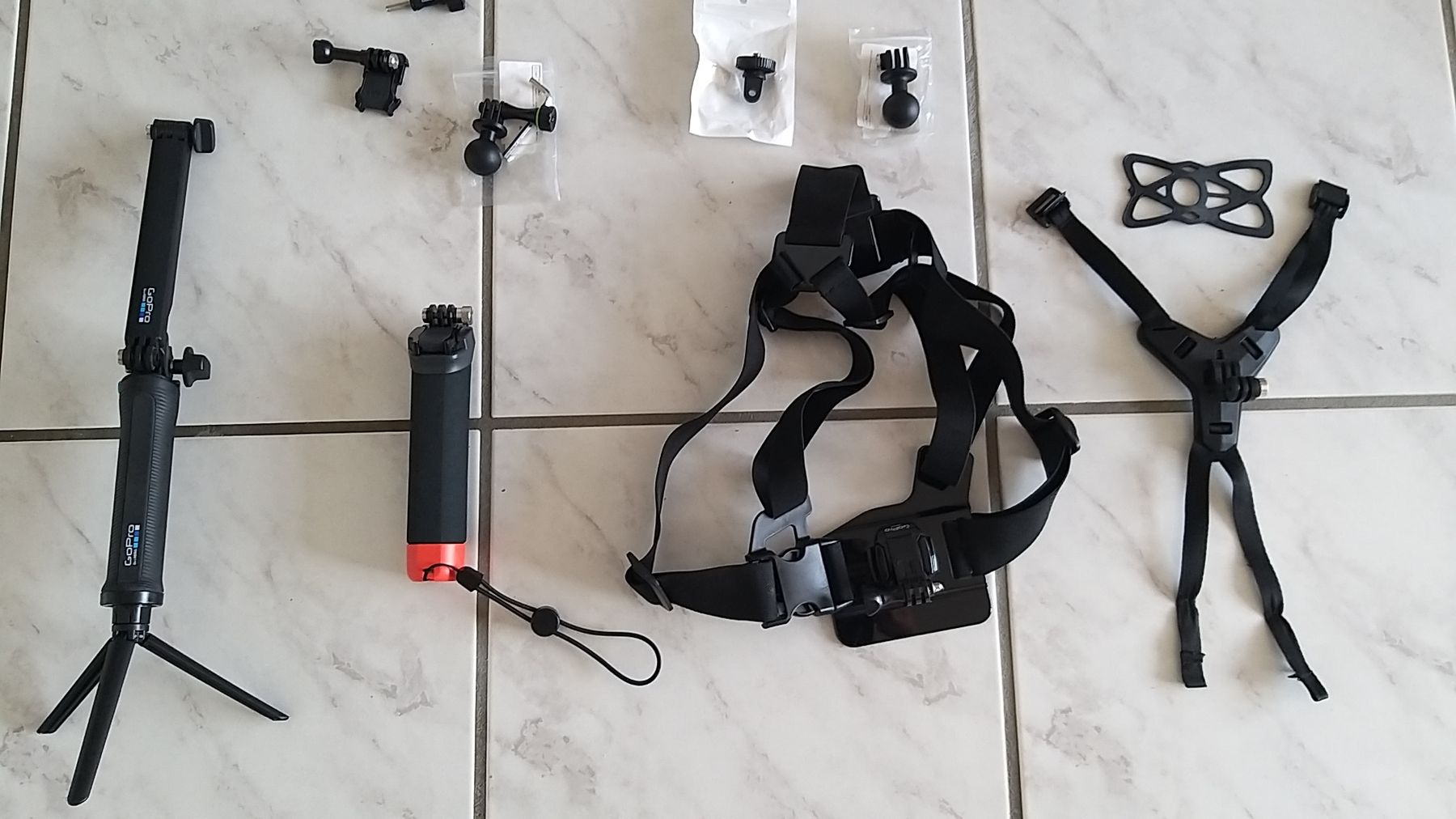 Gopro Action Cam: GoPro Hero 12 – Nuovo (secondo la descrizione) da Nürensdorf venduto da offroad28 3