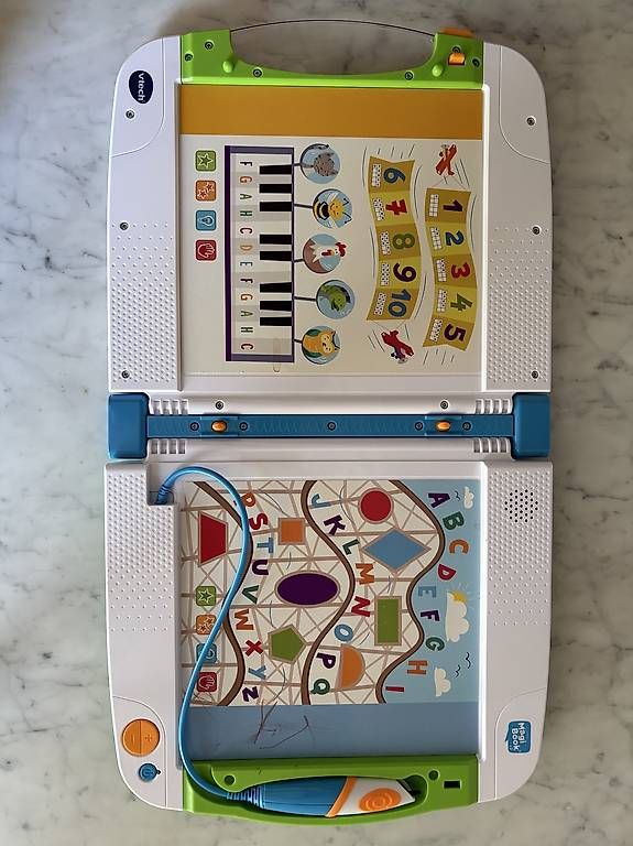 Spielzeuge: Vtech Magibook V2 inkl. 2 Bücher – Gebraucht aus Goldach von oli_htk8 1