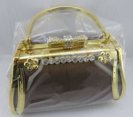 Elegantes TÄSCHLI mit Strass-Steinen - Goldfarben - Neu