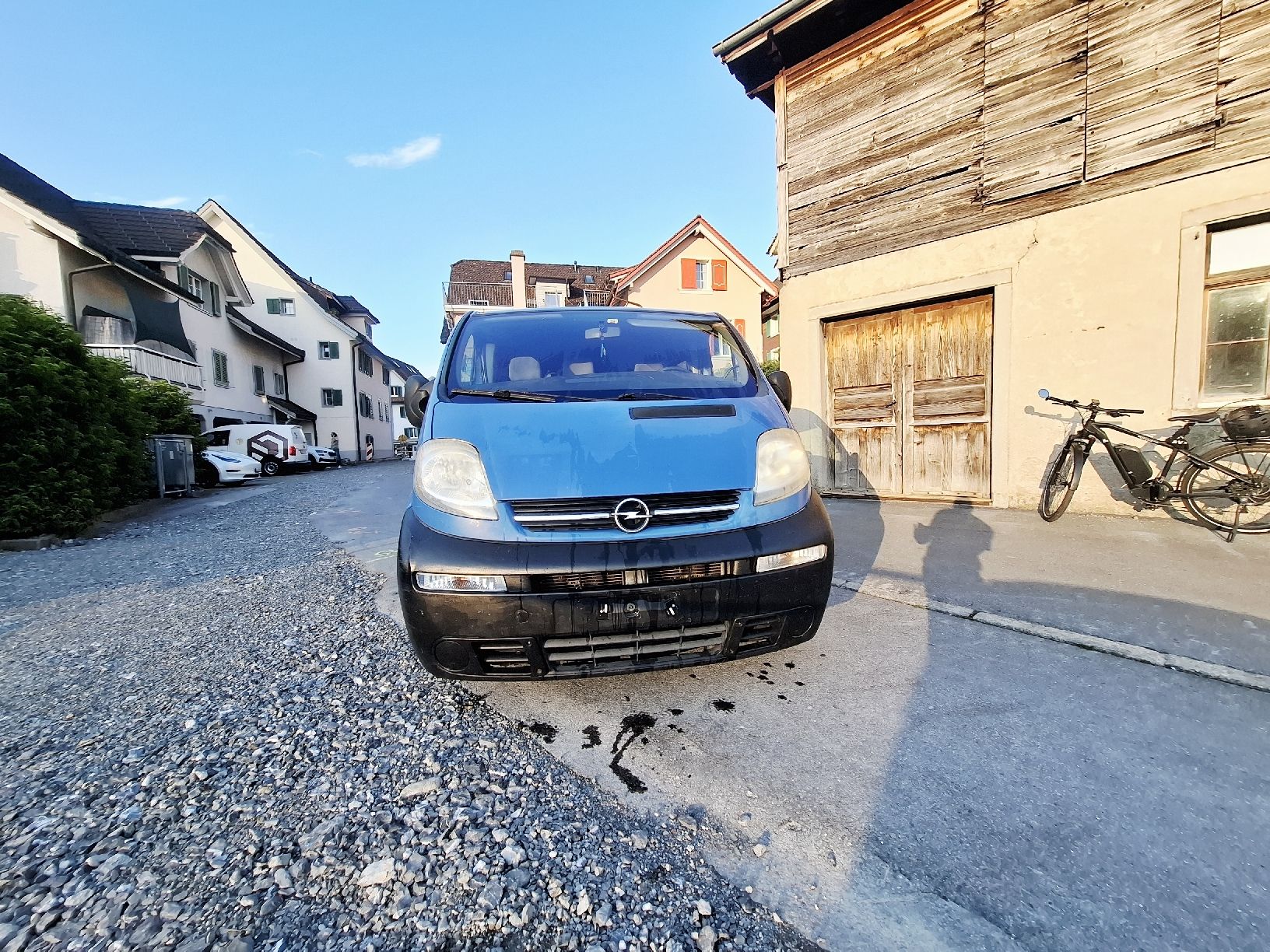 Opel Autos: Opel Vivaro 2.5 9Plätzer – D'occasion à Buochs par TodoAlles 9