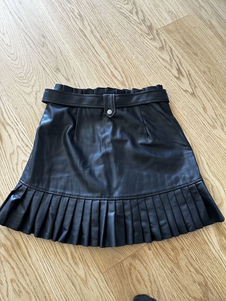 Zara Röcke: Mini jupe cuir M zara – Neu (gemäss Beschreibung) aus La Croix (Lutry) von secondhandZara 4