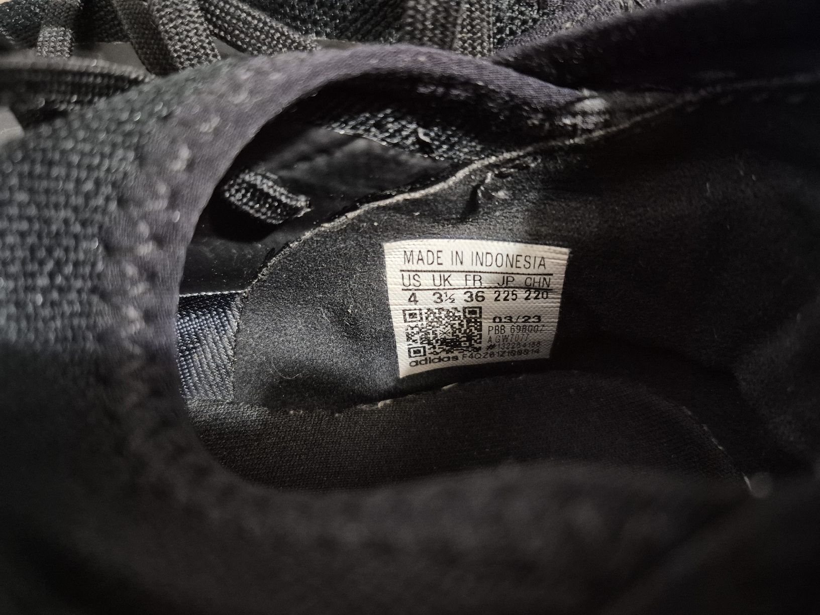 Adidas Scarpe per ragazzi: Adidas Predator Hallenschuhe – Usato da Winterthur venduto da Lumi11 5
