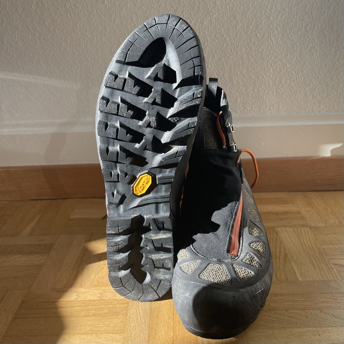 Aku Scarpe da uomo: Aku Bergschuh / Wanderschuh Croda Dfs GTX goretex – Nuovo (secondo la descrizione) da Zürich venduto da lid_h2lm 1
