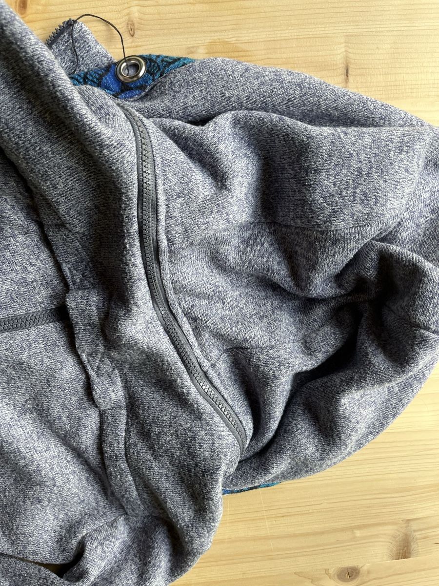 Porte-bébés ventraux & dorsaux: Trage Pulli  – D'occasion à Adelboden par Jestil20 2