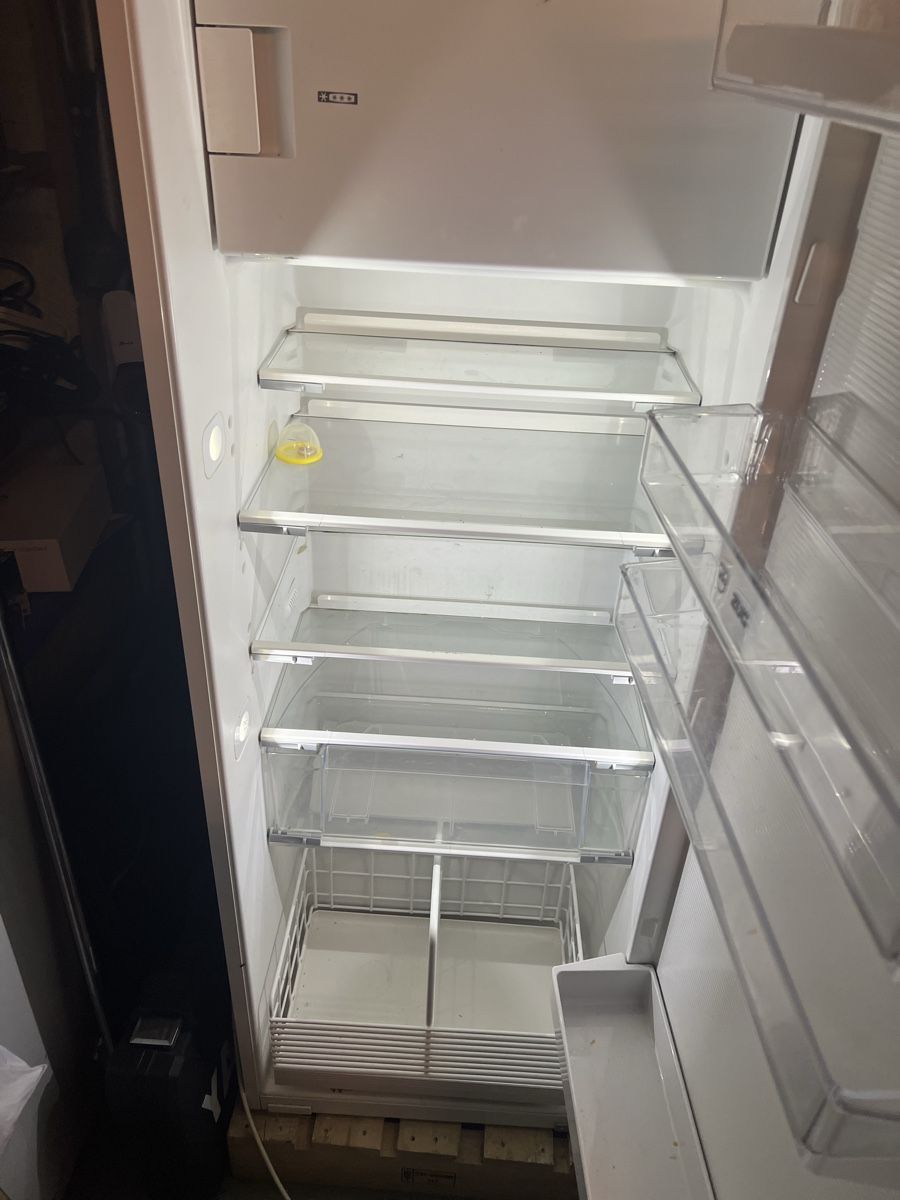 Frigoriferi: Kühlschrank V-zug 152cm – Usato da Eschenz venduto da woniek