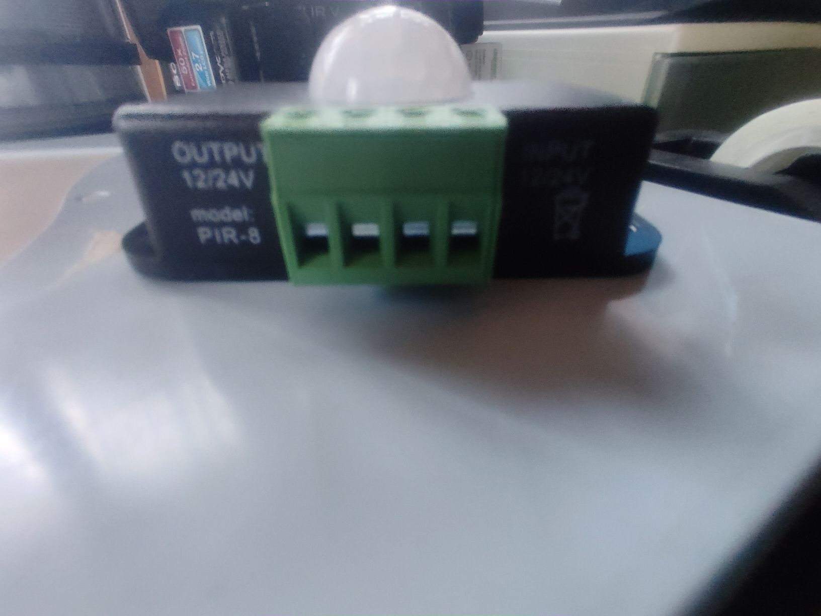 Componenti elettronici: Bewegungsmelder 12Volt oder 24 Volt – Nuovo e nell'imballaggio originale da Reichenbach i.k. venduto da Bcarlos 3