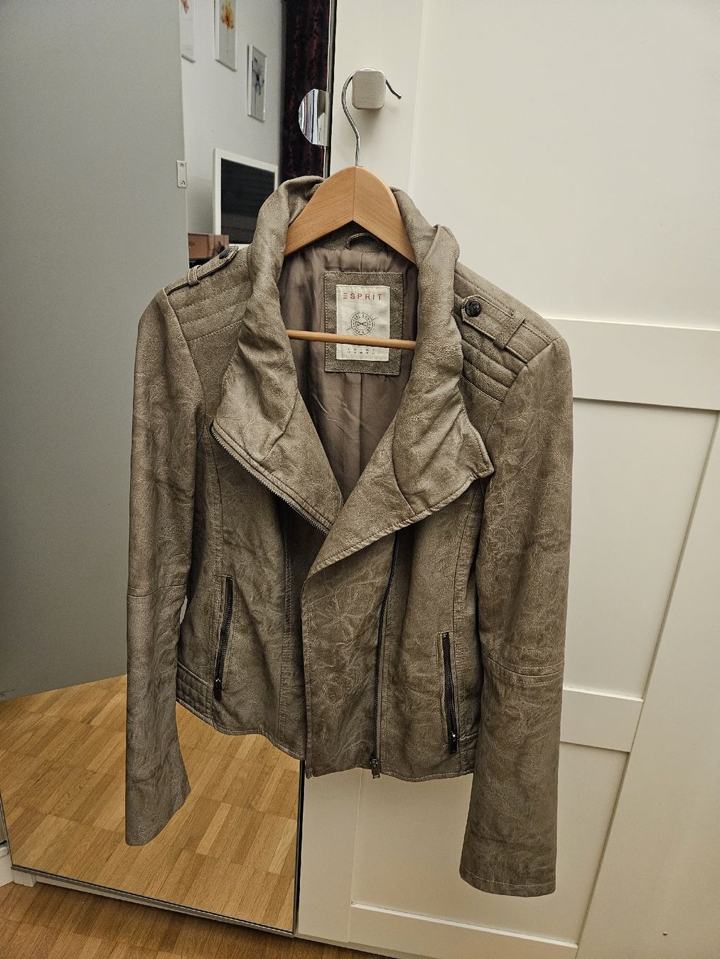 Esprit Giacche: Kunst Leder Jacke – Usato da Thun venduto da Candys_Jane2006