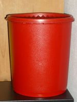TUPPERWARE ZUM DRÜCKEN IN DIE MITTE H. 19 CM.