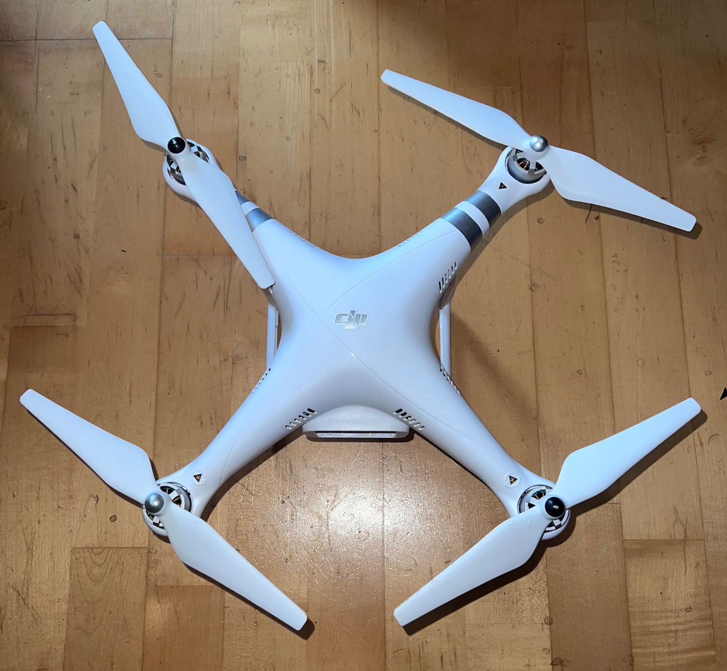 DJI Modellismo RC: DJI Phantom 3 Advanced Drohne – Usato da Unterengstringen venduto da NOISE 1