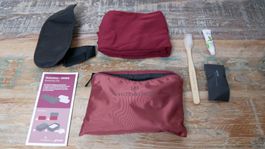 SWISS Business Class Amenity Set Victorinox rot