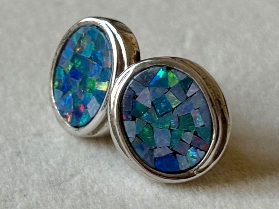 Orecchini pendenti & Orecchini a lobo: Opal-Mosaik Ohrstecker, Silber 925 – Nuovo (secondo la descrizione) da Brugg AG venduto da lau_9rvy 4