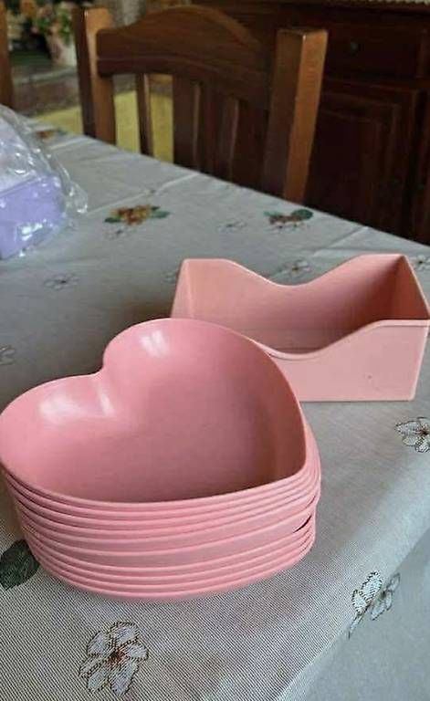 Piatti: Set mit 10 Hartplastiktellern – Usato da Nürensdorf venduto da ver_2c65 1