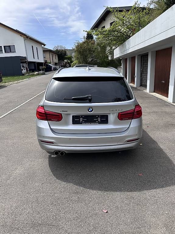 Automobili: BMW 320d xDrive Touring Steptronic – Usato da Emmenbrücke venduto da Muhamed5 2