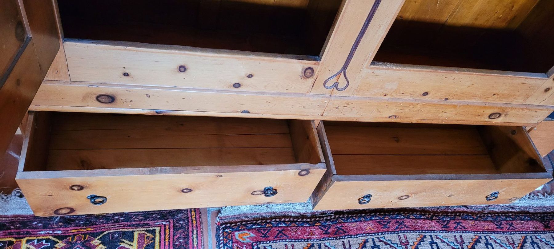 Armadi: Armoire en arolle – Usato da Le Landeron venduto da pat_5ygm 3