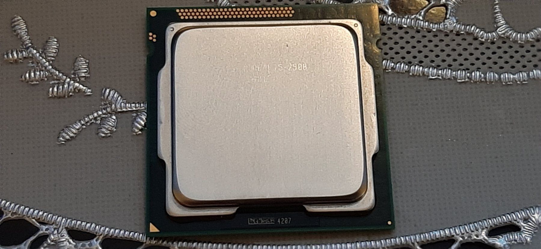 PC: Intel Core i5-2500 Prozessor – Usato da Magden venduto da Gold-Adler