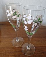 2 Champagner Flöten Perrier.-Jouet,  Handbemalt
