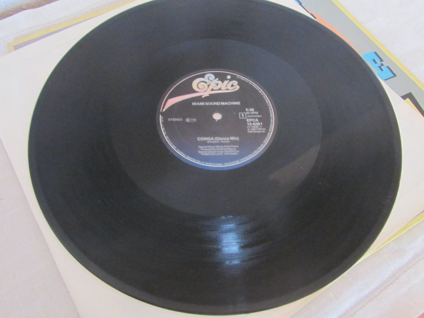 Schallplatten: MIAMI SOUND MACHINE:  Conga (Dance Mix) – Gebraucht aus Seengen von mikelele 2