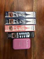NYX Glitzer Eyeliner und Blush