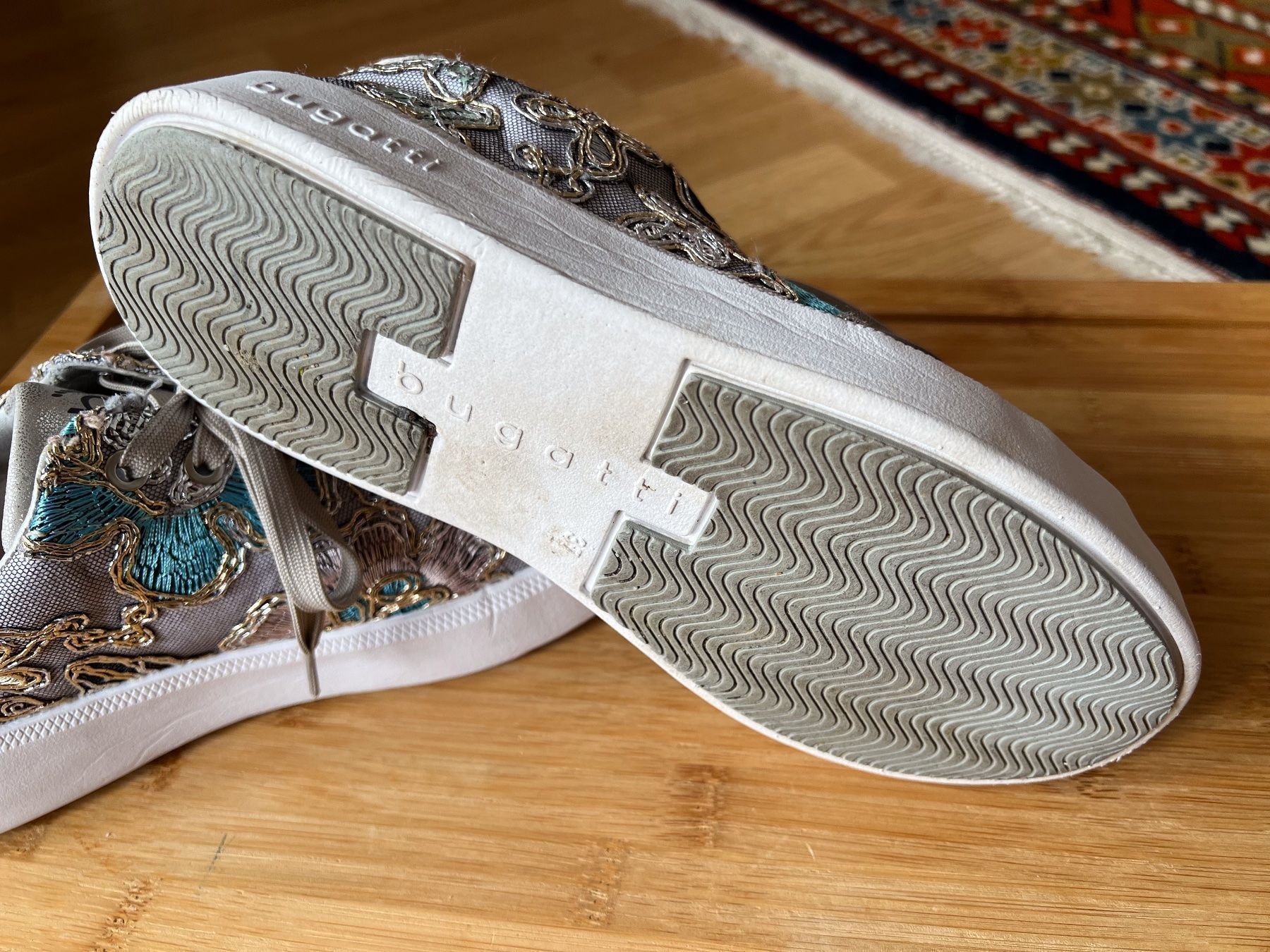 Bugatti Scarpe da donna: Bugatti Schuhe - Einlegesohle aus echtem Leder, Größe 37 – Usato da Tafers venduto da JP911 8