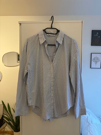 Hemd / Bluse von Zara mit blau-weissen Querstreifen