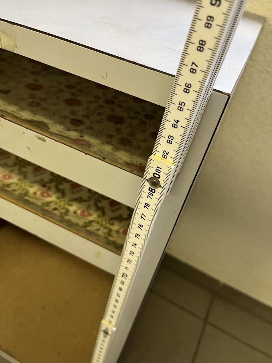 Scaffali: Holz Gestell /Kommode – Usato da Escholzmatt venduto da Stern777 3