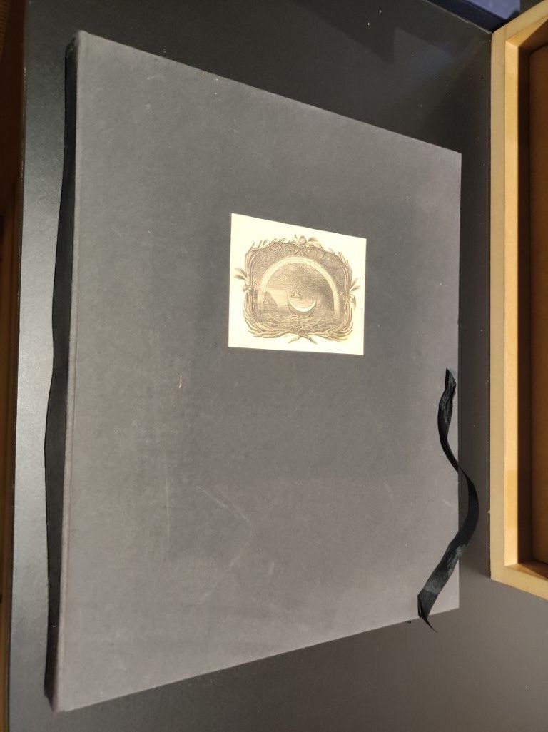 Libri: PHOTOBOOKS - ADAM FUSS - – Usato da Goldach venduto da Gaip 2