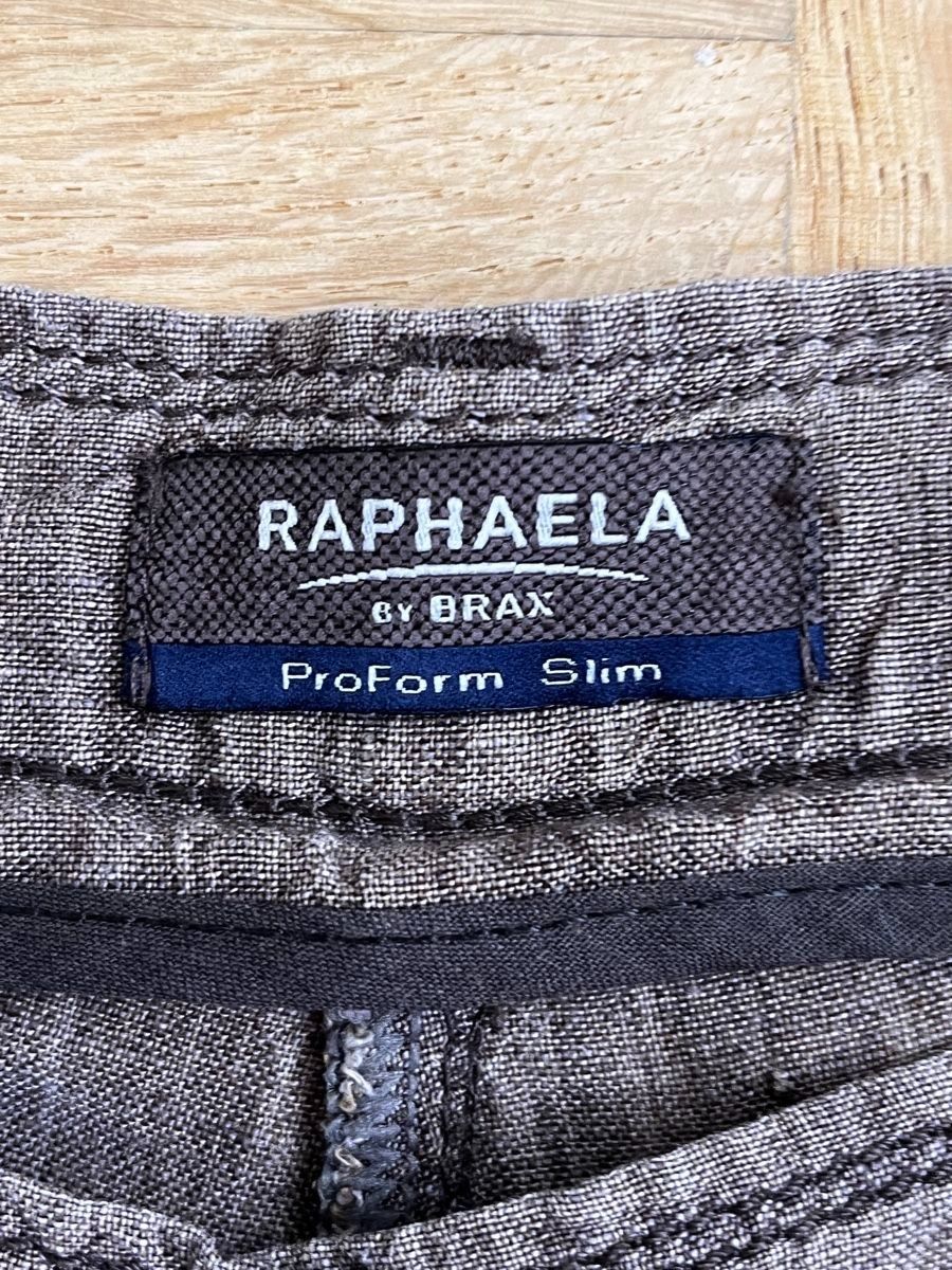 Brax Pantaloni: Brax Hose Raphaela Pro Form Slim Leinen braun Grösse 36 – Usato da Steinen venduto da DorisR0102 2