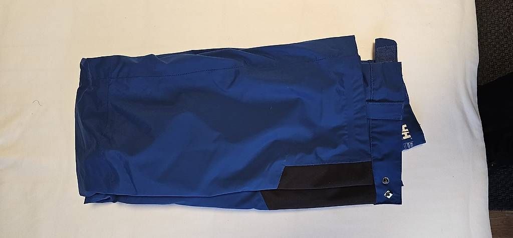 Helly Hansen Pantaloni: New: Helly Hansen Legendary Insulated, Size M – Nuovo (secondo la descrizione) da Erlenbach ZH venduto da wil_b799 3