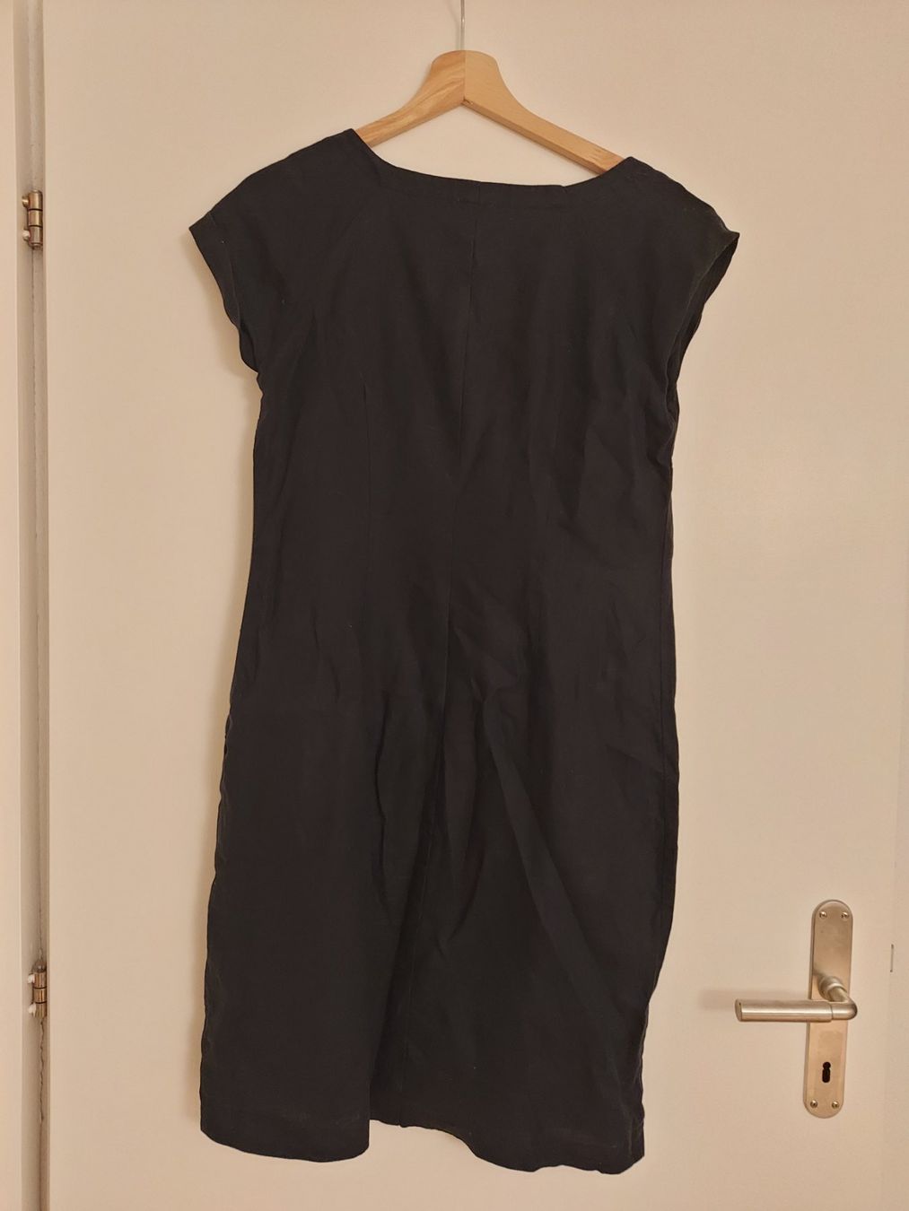 Kleider: Schlichtes Leinenkleid – Gebraucht aus Winterthur von lar_z6sj 1