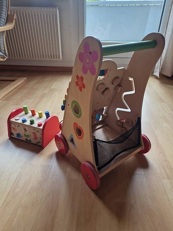 Spiele: Lauflernwagen + ein Spiel – Gebraucht aus Bettingen von Wolke11 3
