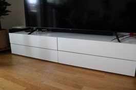 Elegantes und hochwertiges TV-Möbel