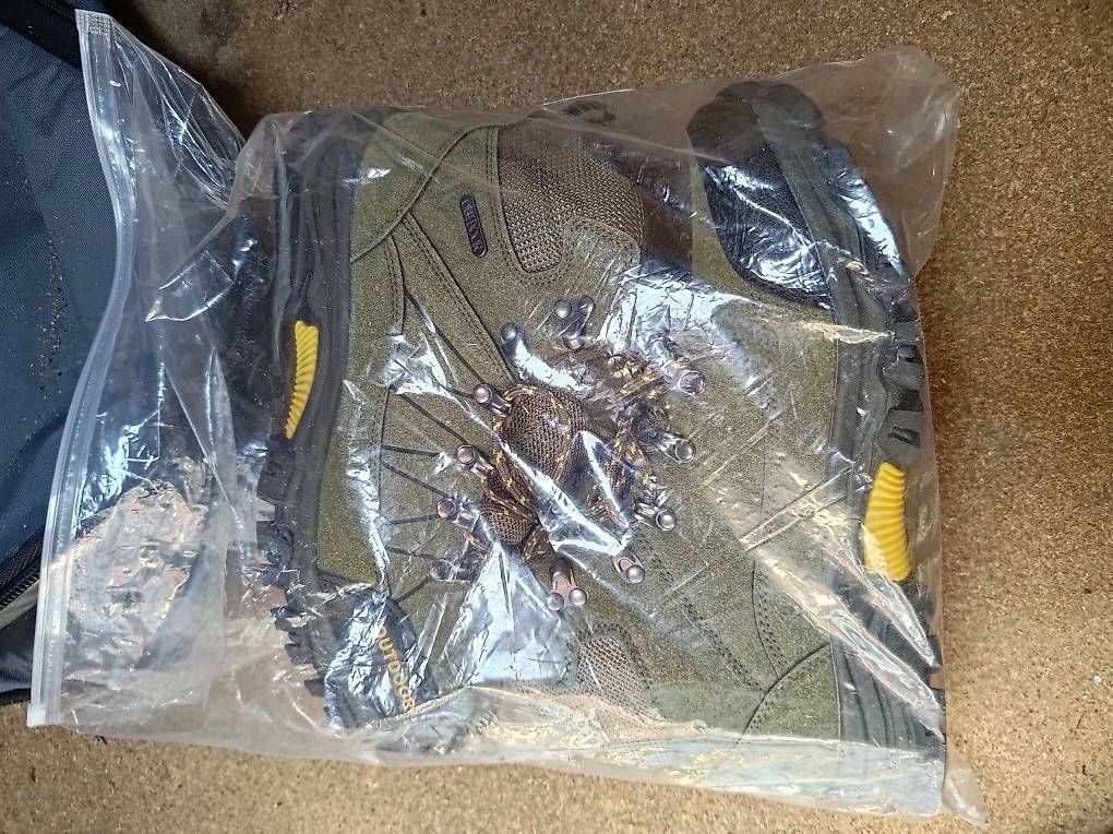 Scarpe da uomo: Wandern Schuhen 43 – Usato da Zürich venduto da jeanremi.mai 3