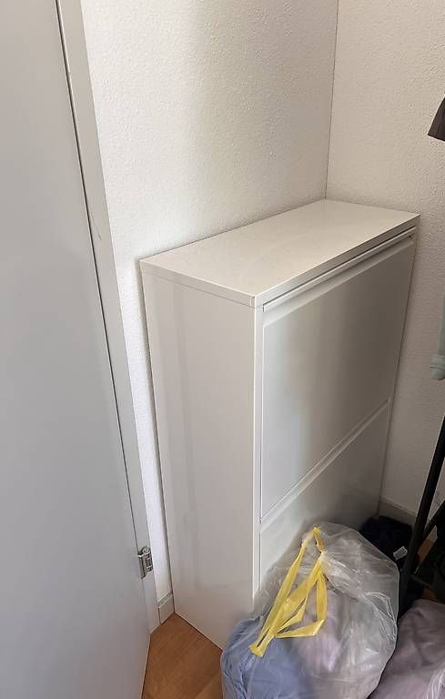 Armadi: Klappschrank Stahl mit vier Eimer – Usato da Meilen venduto da jos_vp2d 1