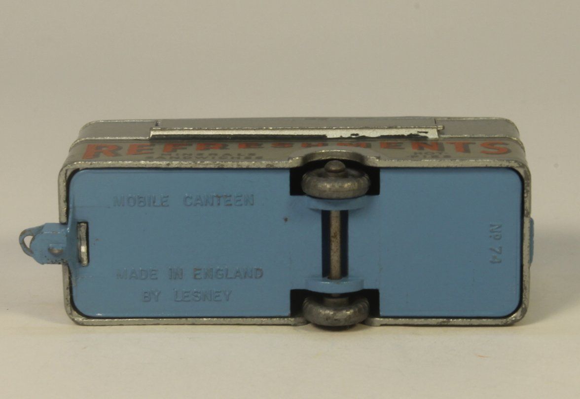 Matchbox Voitures modèles: Matchbox Lesney 74A Mobile Canteen "Refreshments" – D'occasion à Zofingen par Trukli58 5