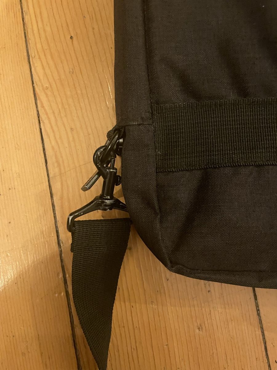 Borse: Laptop Tasche – Usato da Zürich venduto da glo_qjx8 3