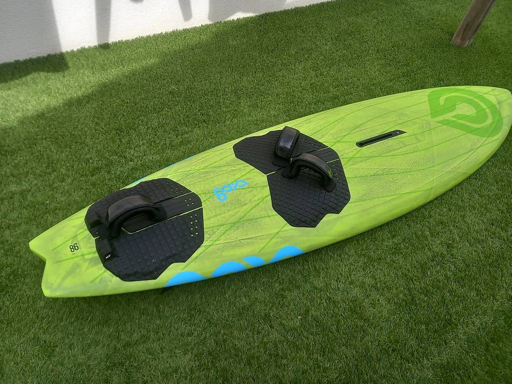Planches de surf: Goya thruster 4 86L 2025 – D'occasion à Vernayaz par lev_cc2x