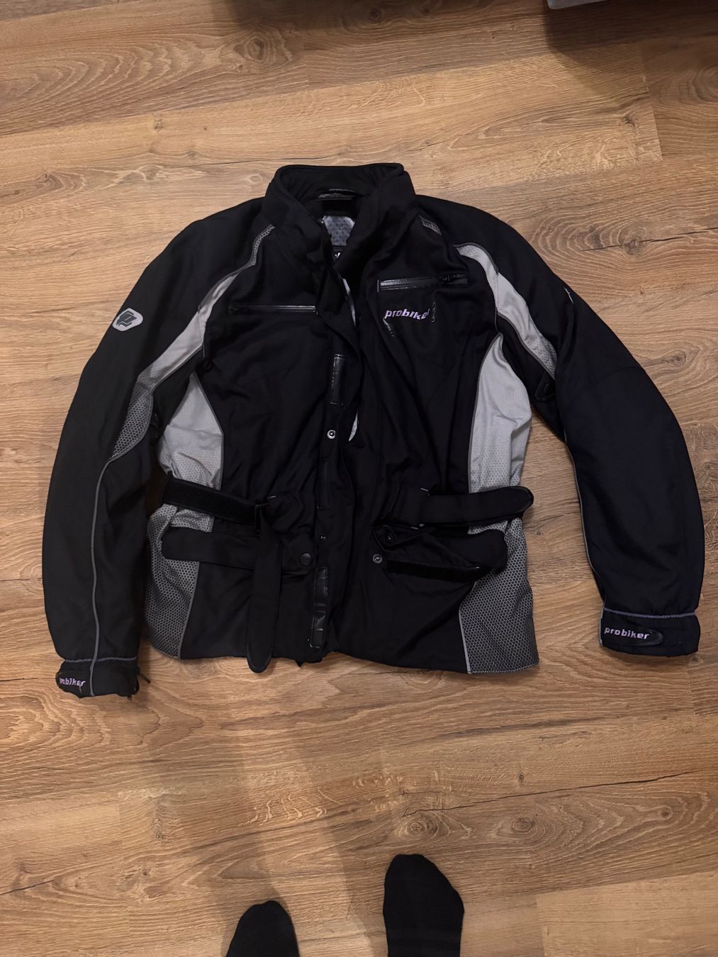 Giacche: Motorrad Jacke Damen Grösse 50 – Usato da Stein venduto da r_m_rfr2